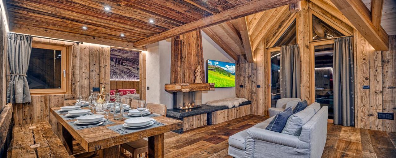 Le Luxury Apartment *